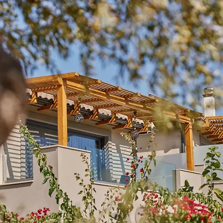 Azor Luxury Ii * Pandokrátor