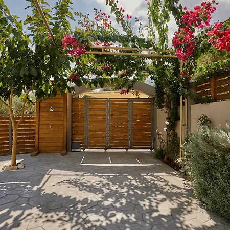 Azor Luxury Ii Villa